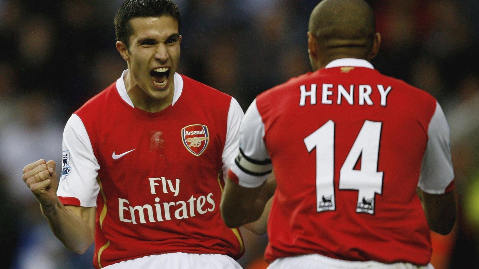 纳达尔关键破发点力克强敌 鏖战五盘晋级法网四强